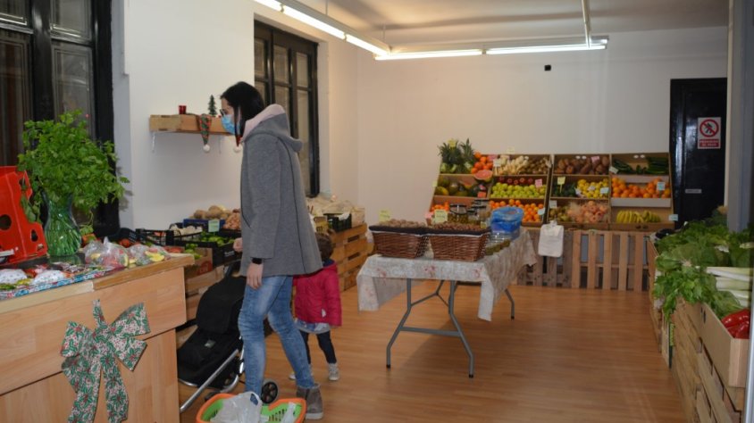 AVUI INAUGURACIÓ DE "LA FRUITERIA DEL PALAU"