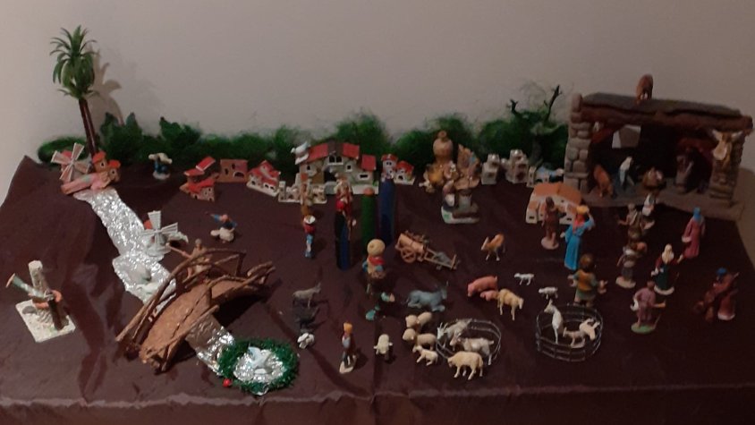 L'Aniol i el Marcel són de pessebre i arbre de Nadal!