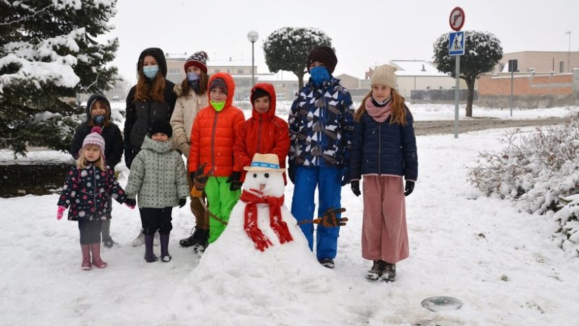 Recull fotogràfic de ninots de neu palauanglesolins