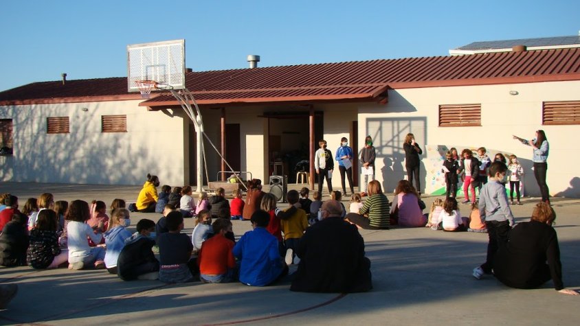 L'escola Arnau Berenguer celebra el Dia dels Drets de la Infància i l'Adolescència