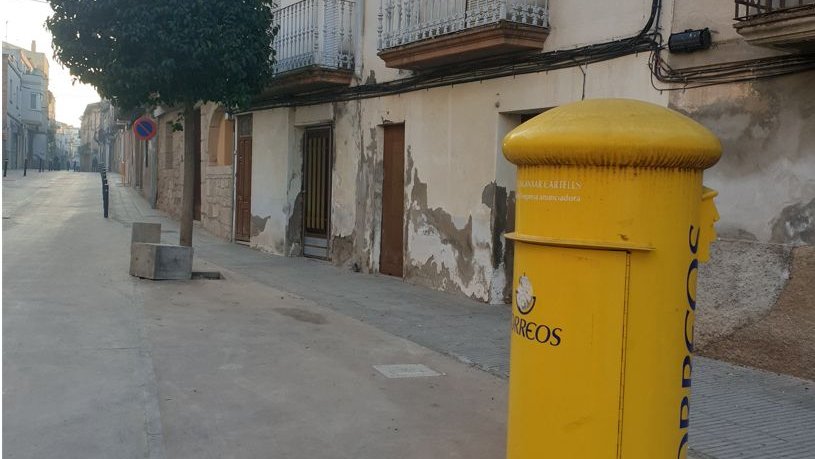 La cabina telefònica ja no forma part del paisatge de la plaça Major
