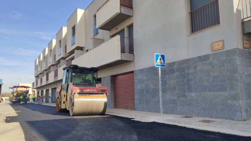 Finalitzen les obres d'urbanització del carrer Màrius Torres