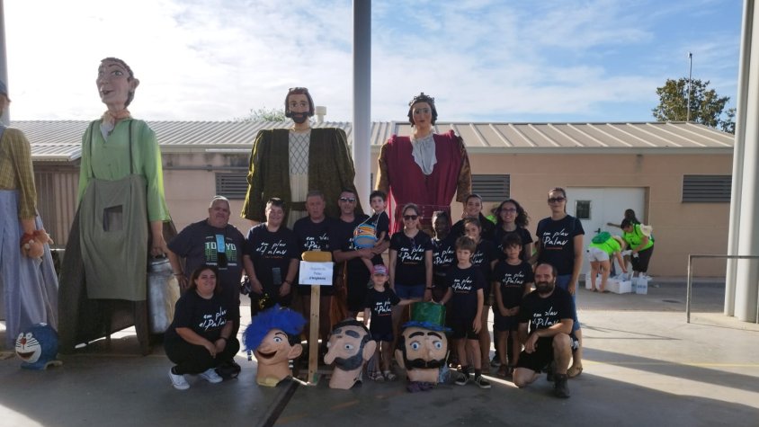 Els gegants del Palau d'Anglesola a la 2a Trobada gegantera de Fondarella