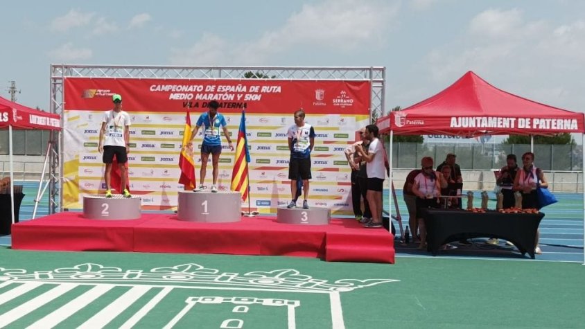 El Ricard Pastó obté el 18è lloc en el Campionat d'Espanya i el 3r lloc M35 a la Mitja Marató