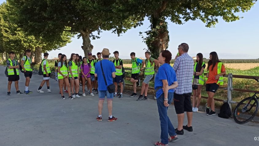 Canal Viu i La Banqueta del Palau col·laboren amb els voluntaris de Fet a Jova del Palau d'Anglesola