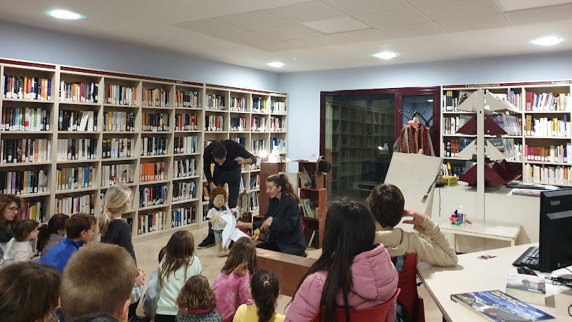 L'ocellet de paper: els drets dels infants en clau de conte