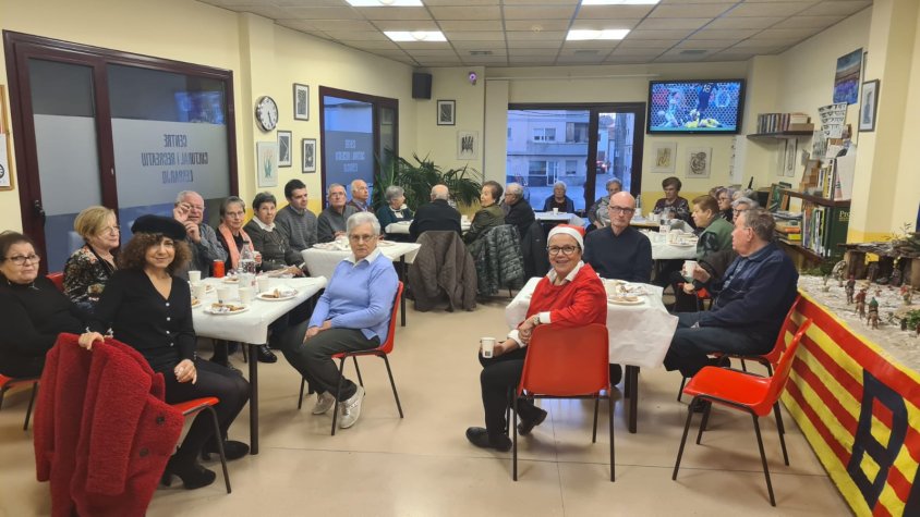Torronada a la Llar de Jubilats l'Esbarjo del Palau d'Anglesola