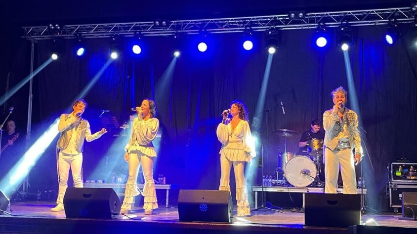 Petanca, cassoles i ABBA, dissabte de Festa Major