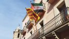 Bandera en solidaritat amb el poble sahrauí a la Casa de la Vila del Palau d'Anglesola