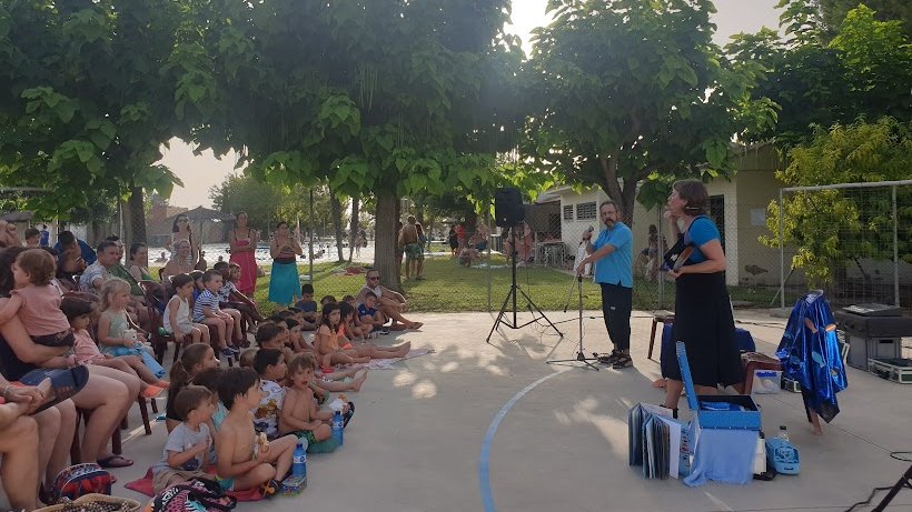 La Botzina ens presenta Sons de mar a la piscina