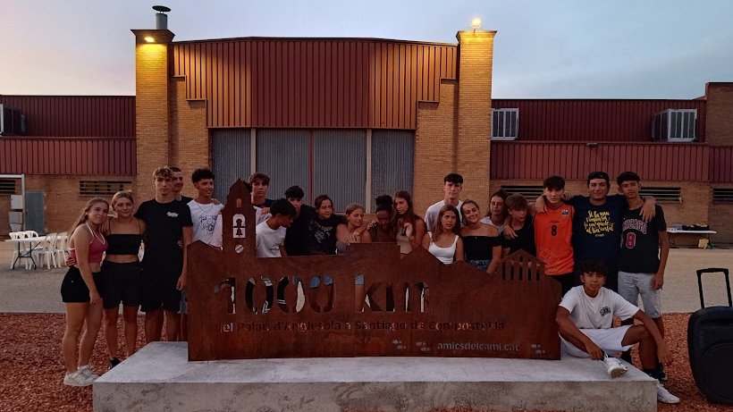 Caminada a la fresca i inauguració del mural de la Banqueta i del monument al Pelegrí