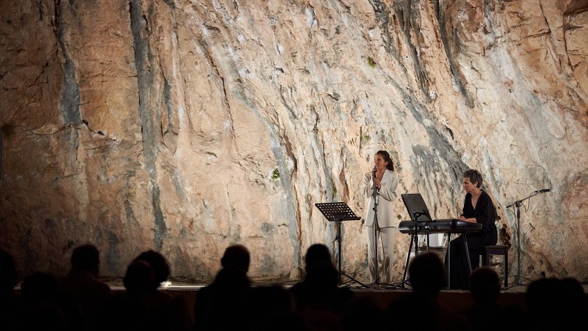 Imatge del Festival Itinera, impulsat per l’Associació de Micropobles de Catalunya i Active, al micropoble Avellanes-Santa Linya (Lleida). Foto Arnau Pascual / Departament de Cultura.