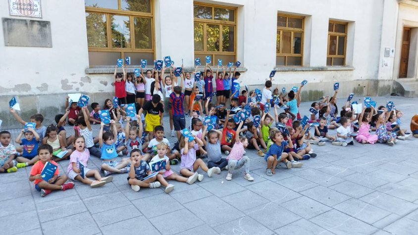 Els infants del Palau d'Anglesola reben el Passaport Edunauta