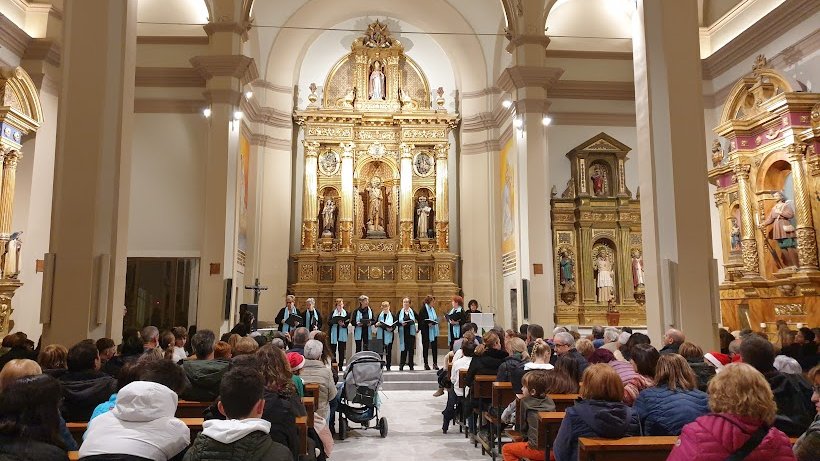 Encesa de Llums de Nadal i concert de l'Escola Bellsons i la Coral de l'Associació de Dones