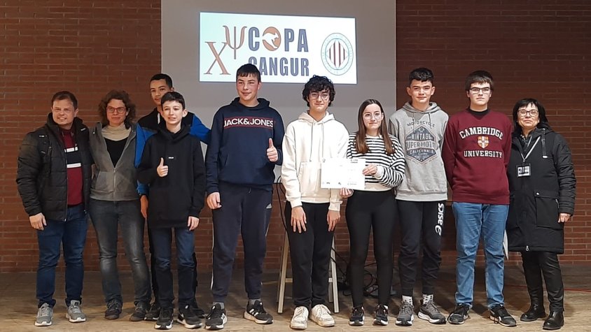 Alumnes de l'INS La Serra participen a la Copa Cangur de Matemàtiques