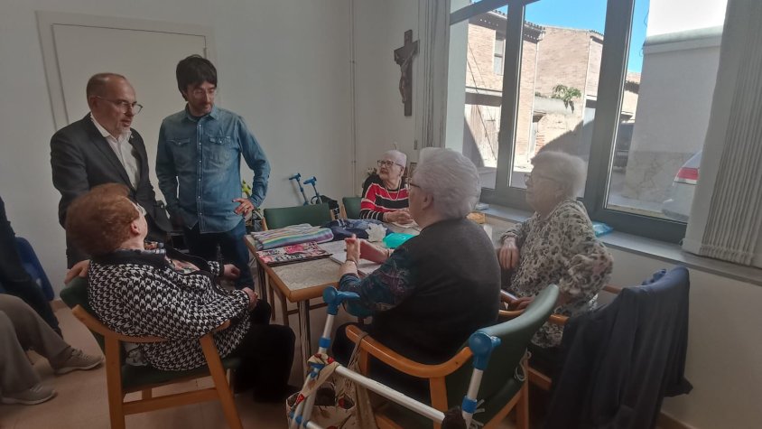 Avui visita del conseller Sr Carles Campuzano a la residència de Ca la Cileta del Palau d'Anglesola