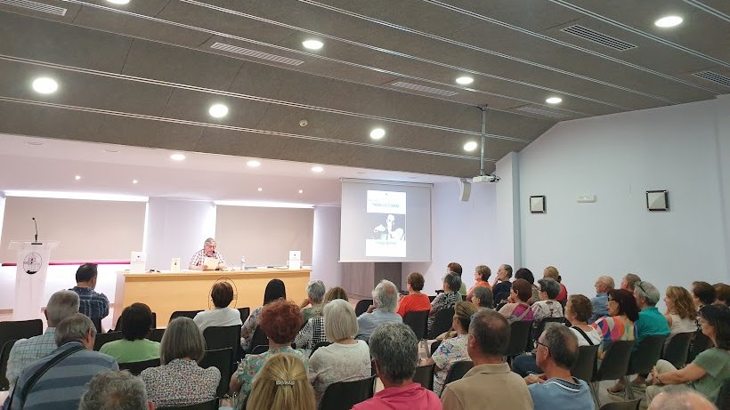 Josep Borrell: "La poesia de Màrius Torres ens endinsa en les profunditats de l'ànima humana"