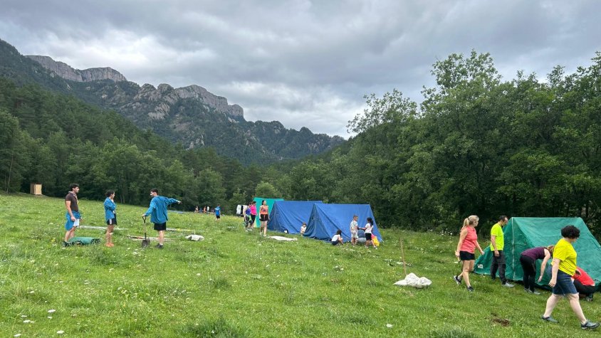 Primer dia de campaments per a l'AEiG Lo Merlet del Palau d'Anglesola