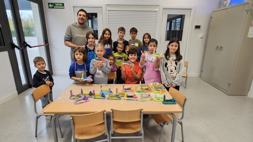 Activitat Any JOAN ROBLES: Vols venir a fer de Joan Robles i Mateo? Vols venir a fer d'escultor?