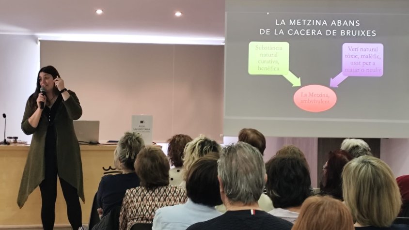 Júlia Carreras: "Avui en dia encara perdura certa estigmatització dels sabers populars curatius"