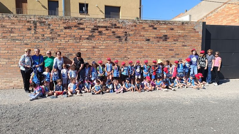 Els nenes i nenes d'Infantil de l'Escola Arnau Berenguer participen en la Setmana de la Natura