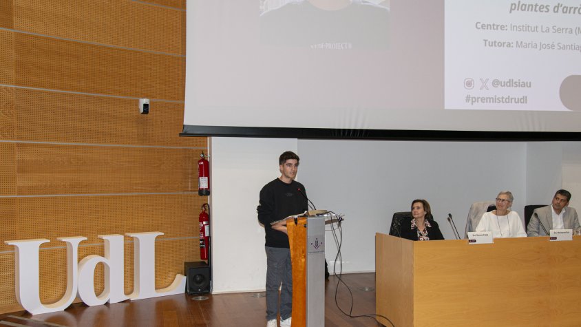 L'Arnau Balcells és un dels alumnes de l'Institut La Serra guardonat